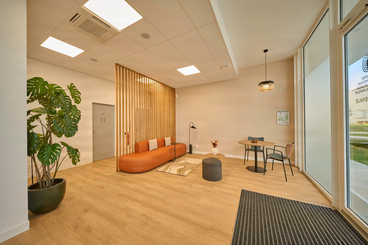 Dermascan pose ses 330 m² au Bouscat