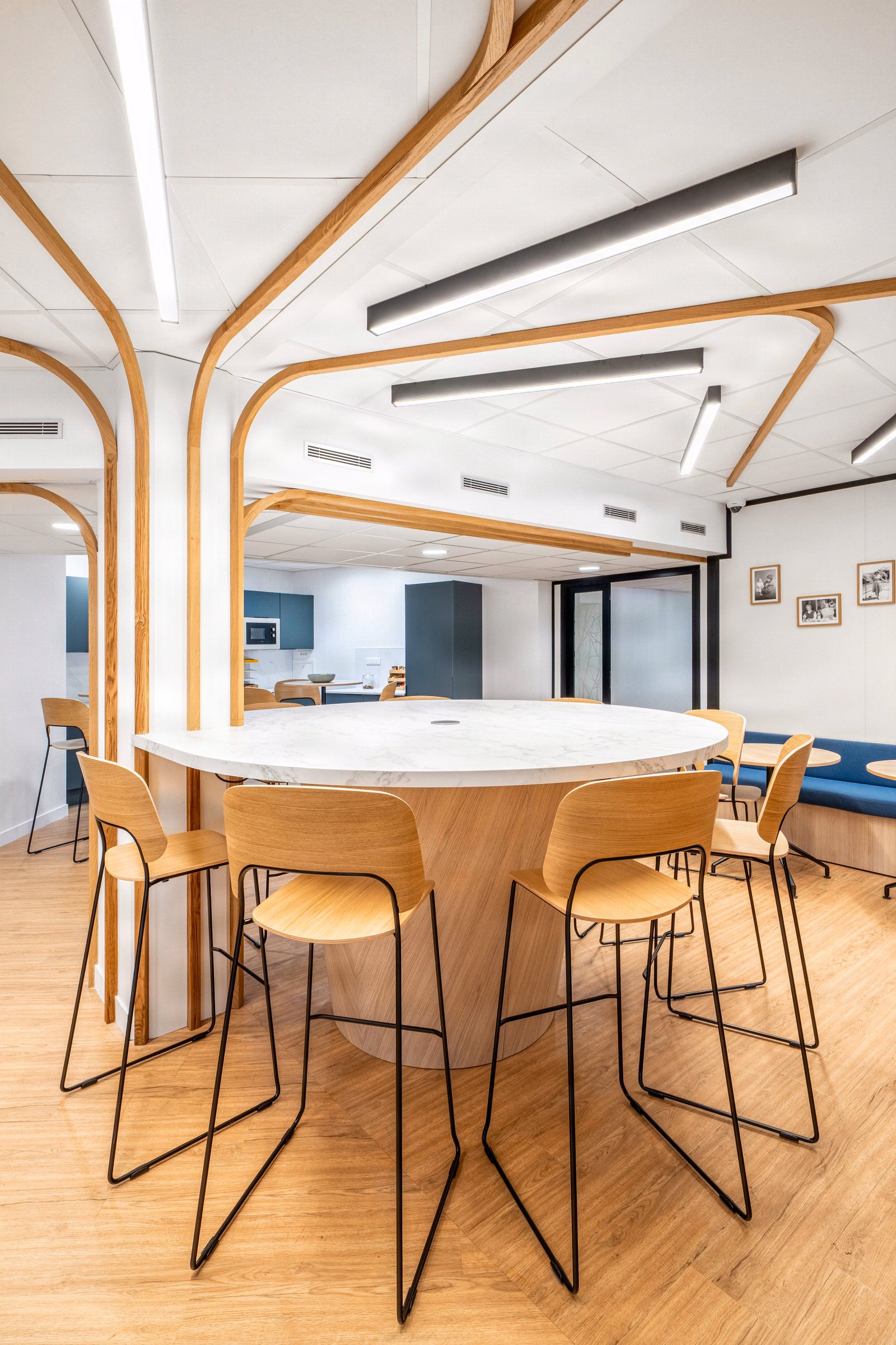 cafeteria - Ancestry - Paris - 2025