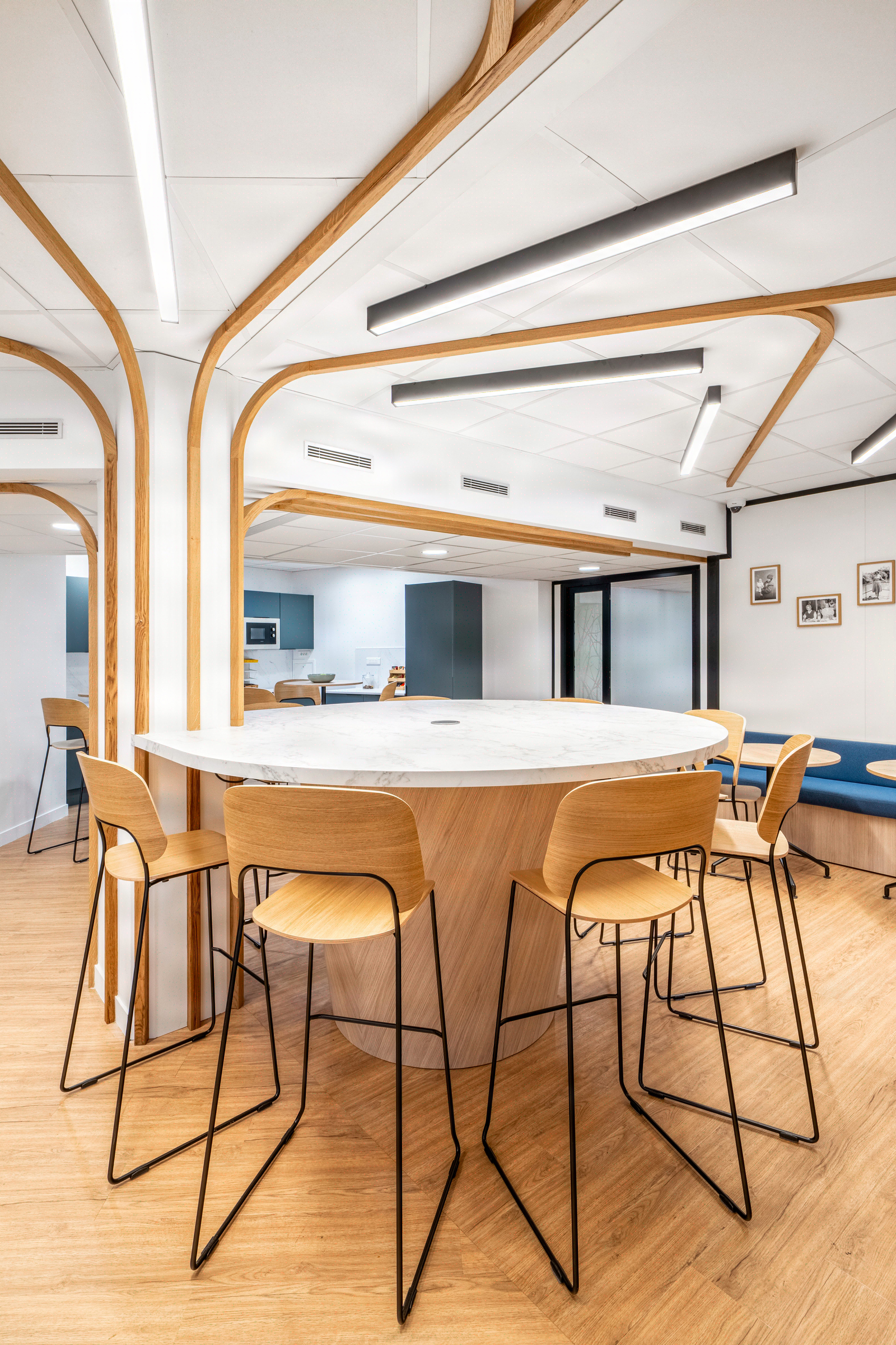 cafeteria - Ancestry - Paris - 2025