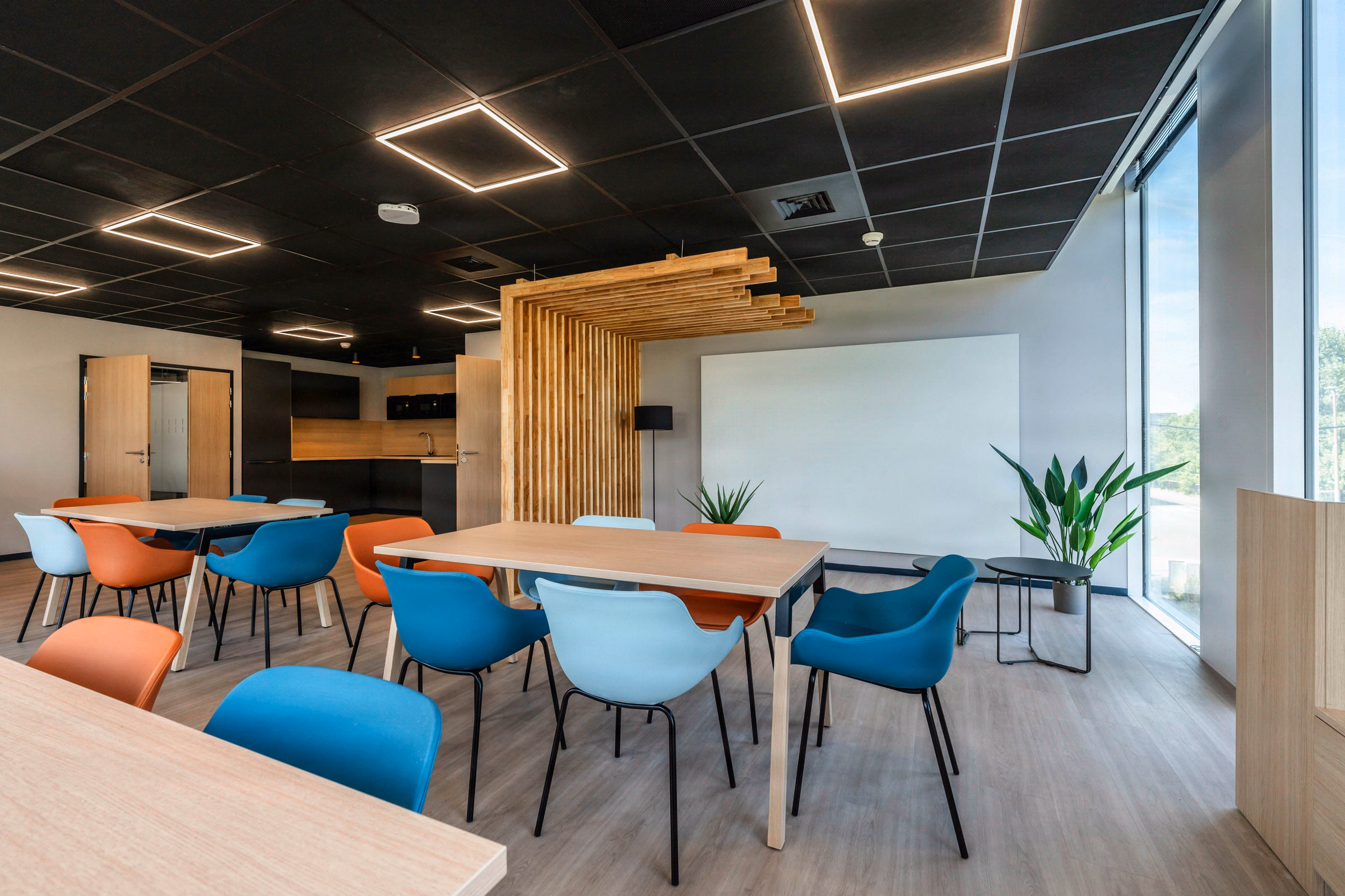 cafétéria - Keyence - Toulouse - 2024