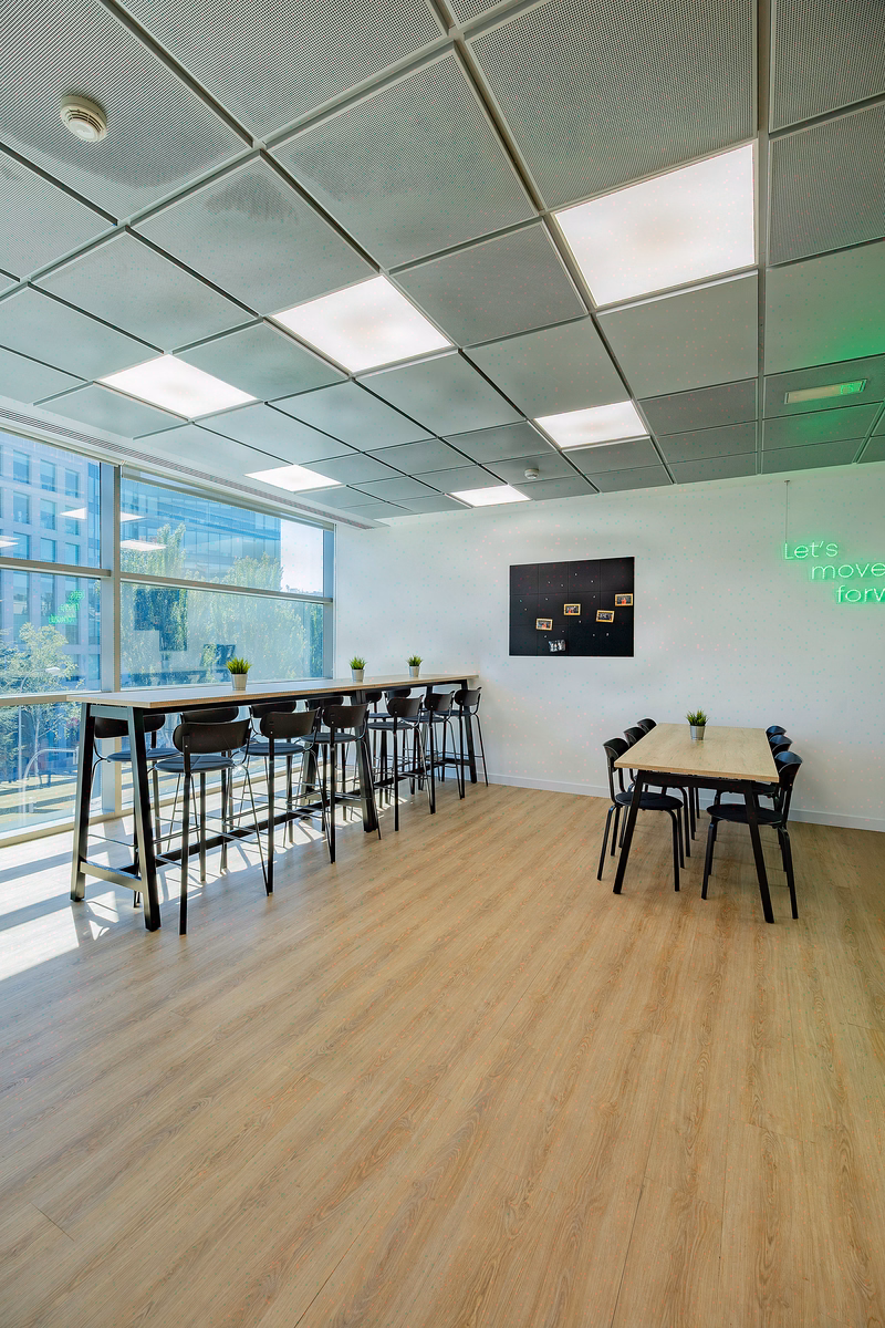 cafeteria - Astek Madrid - France - 2026