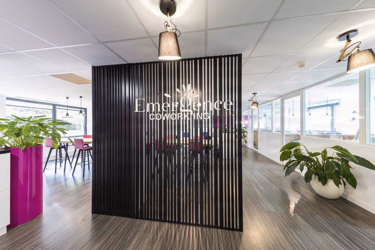 Signalétique digitale entreprise: écrans, bornes et affichage dynamique