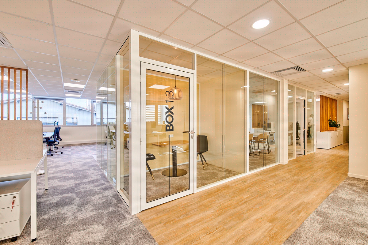 Aménagement d’agence marketing & communication: créer un design office qui vend votre savoir-faire