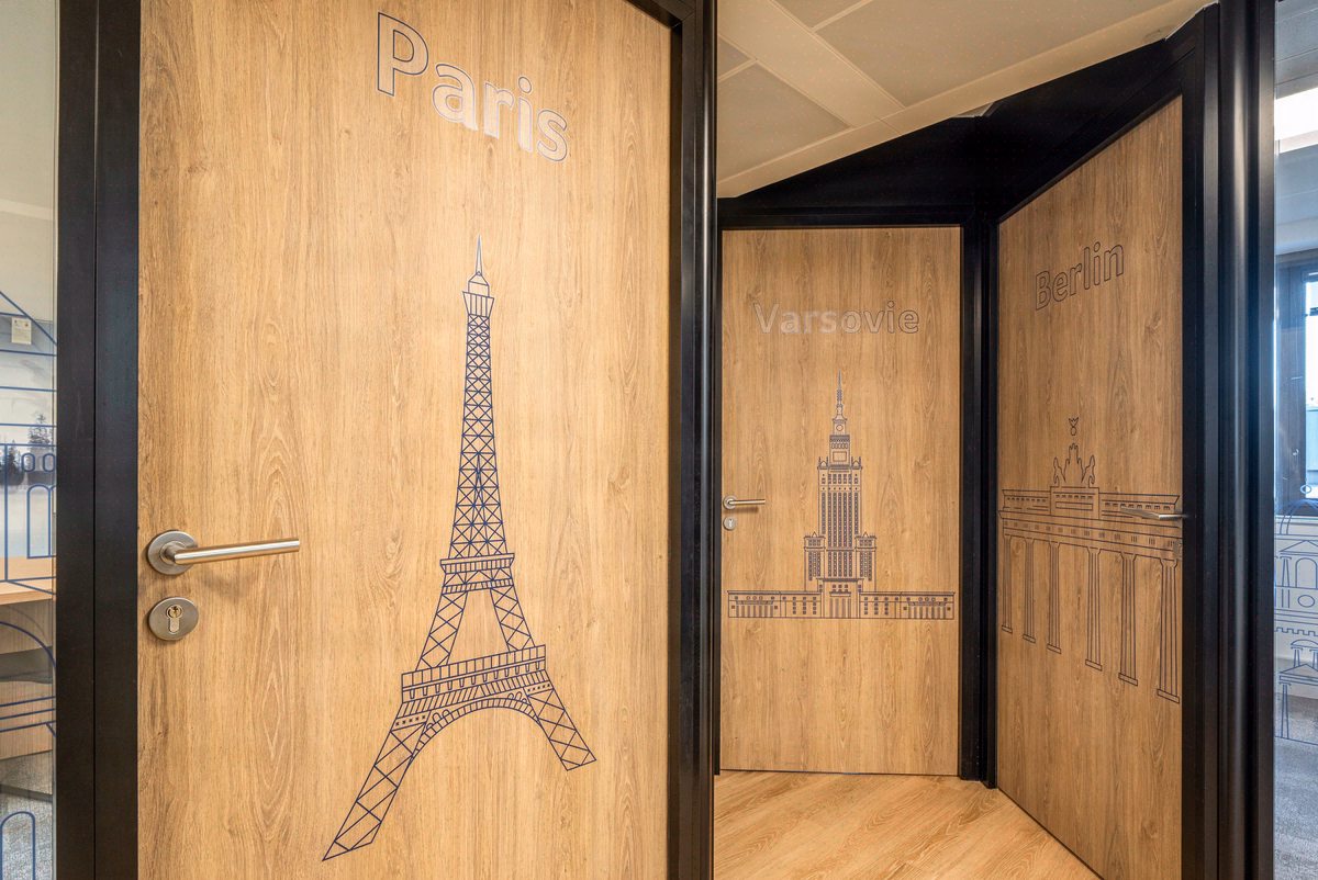 phonebox - Karapass - Paris - 2024
