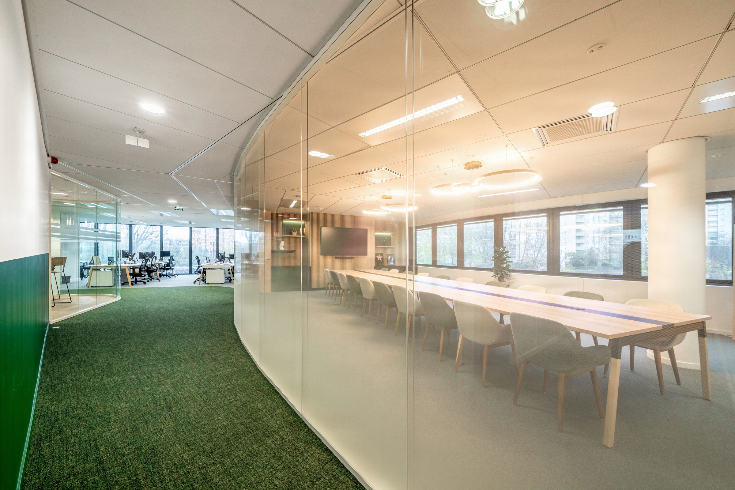Salle de reunion vitree et open space VIQI Paris