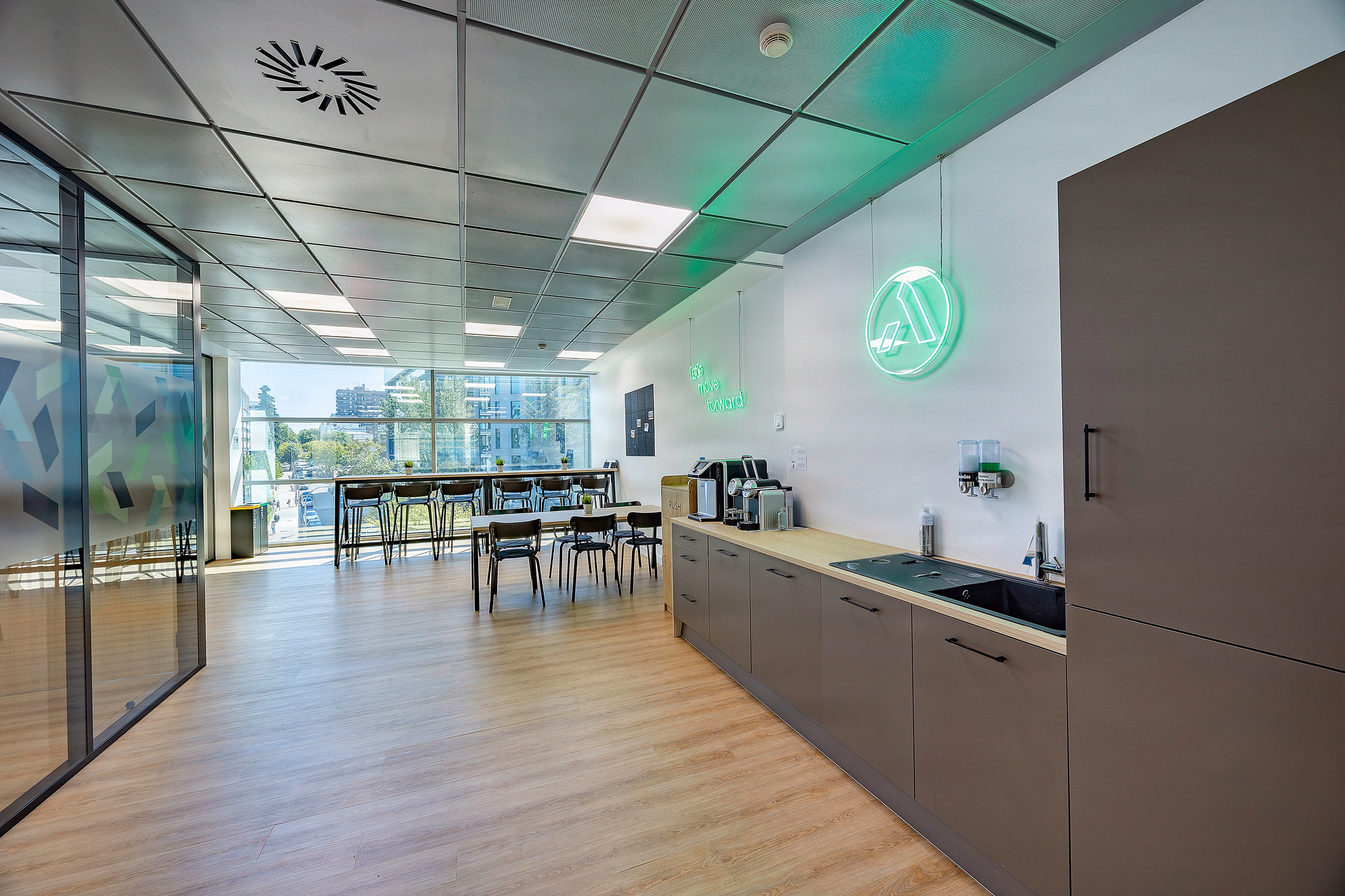 cafeteria - Astek Madrid - France - 2026