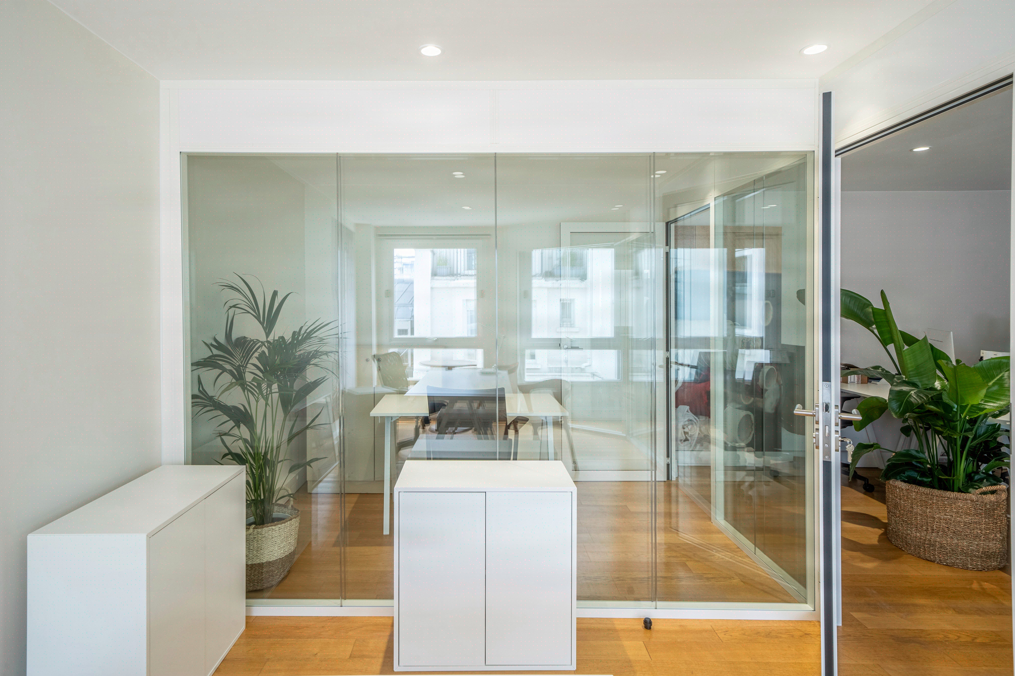 bureau-individuel - Madho - Paris - 2024