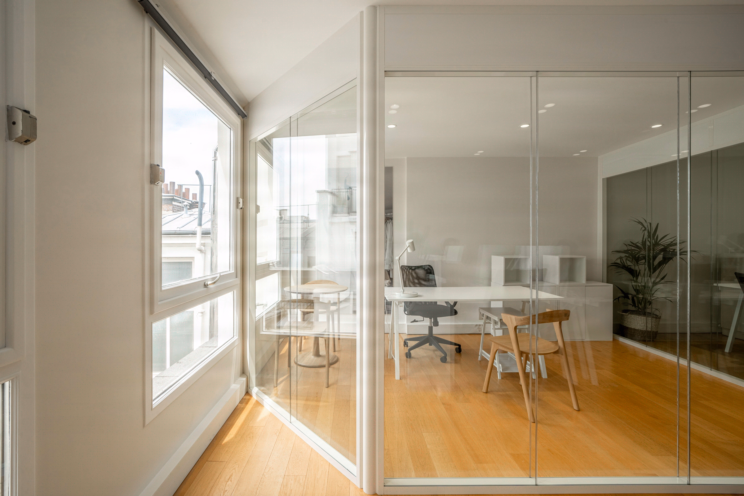 bureau-individuel - Madho - Paris - 2024